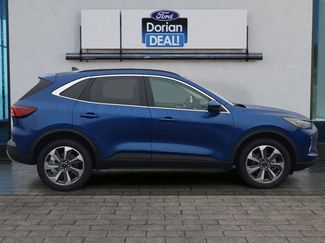 Used 2023 Ford Escape Platinum video 2