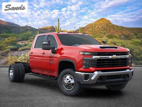 New 2026 Chevrolet Silverado 3500 LT RWD image 1