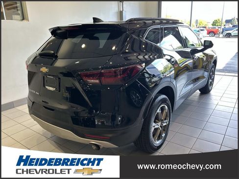 Used 2023 Chevrolet Blazer LT w/ Convenience Package AWD/4WD image 4