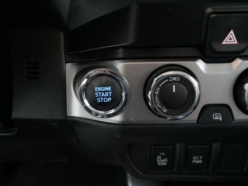 Used 2023 Toyota Tacoma SR5 image 30