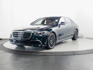 Used 2023 Mercedes-Benz S 580 4MATIC Sedan video 3