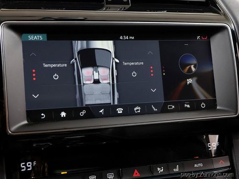 Used 2020 Jaguar F-PACE Premium AWD/4WD image 22