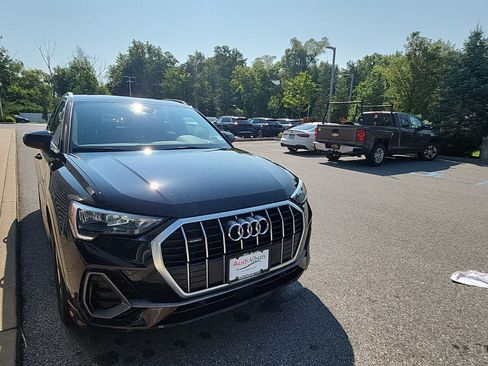 Used 2021 Audi Q3 2.0T Premium AWD/4WD image 18