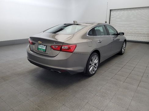 Used 2017 Chevrolet Malibu Premier w/ Premier Sun and Wheel Package image 9