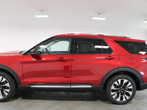 New 2026 Ford Explorer Platinum w/ LUX Leather Package image 5
