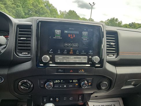 Used 2023 Nissan Frontier PRO-4X w/ Pro Convenience Package AWD/4WD image 17