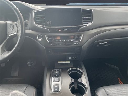 Certified 2023 Honda Passport TrailSport image 9