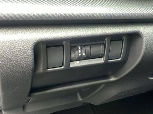 Certified 2025 Subaru Crosstrek 2.5i Limited AWD/4WD image 12