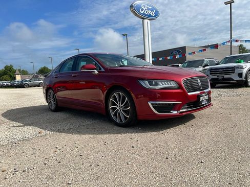 Used 2019 Lincoln MKZ Reserve w/ Reserve Plus Package FWD image 2