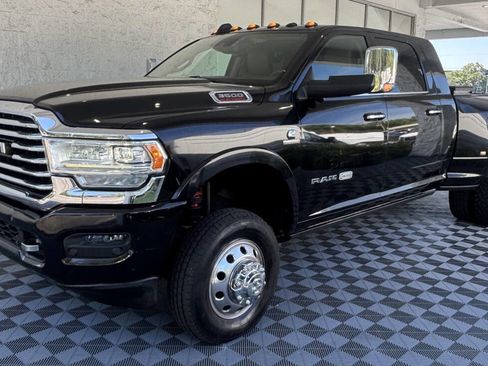 Used 2019 RAM 3500 Limited w/ Max Tow Package AWD/4WD image 5