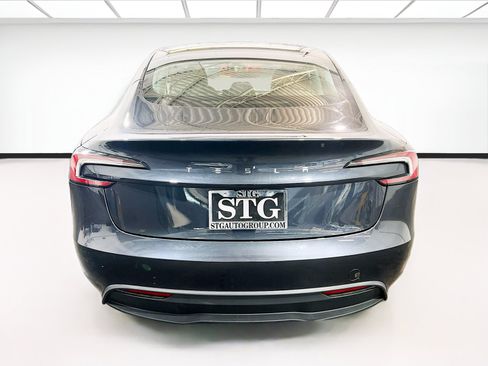 Used 2024 Tesla Model 3 Standard Range RWD image 5