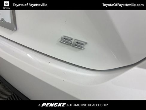 Used 2026 Toyota Camry SE image 4