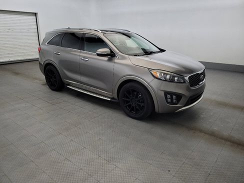 Used 2016 Kia Sorento SX FWD image 11