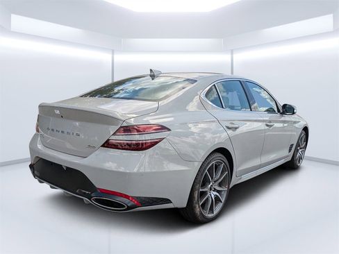 New 2025 Genesis G70 2.5T image 3