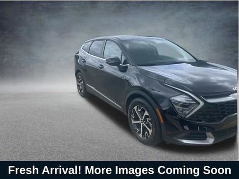 Used 2025 Kia Sportage EX FWD image 1