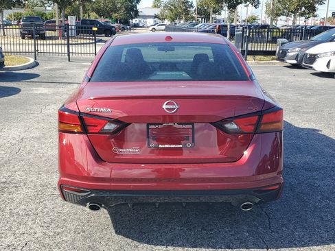 New 2025 Nissan Altima 2.5 SR image 5