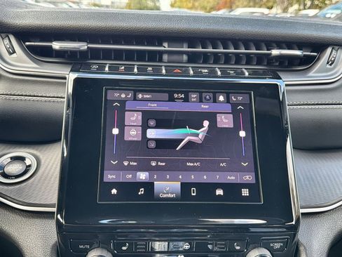 New 2025 Jeep Grand Cherokee L Altitude image 20