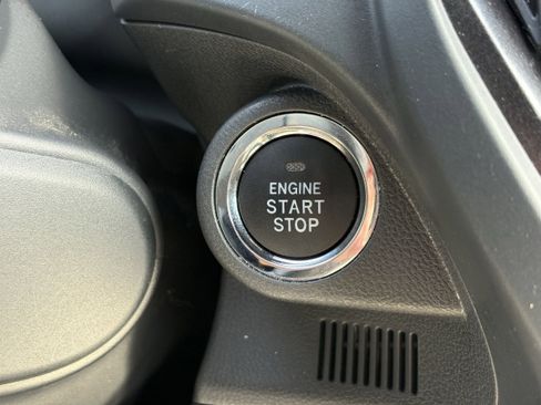 Certified 2025 Subaru Forester Premium w/ Convenience Package #2 image 18