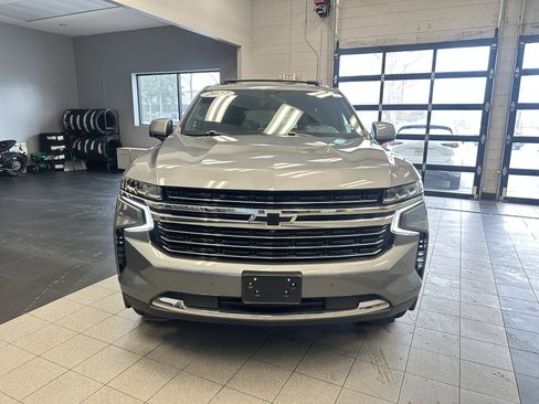 Used 2022 Chevrolet Tahoe LT w/ LT Signature Package image 15
