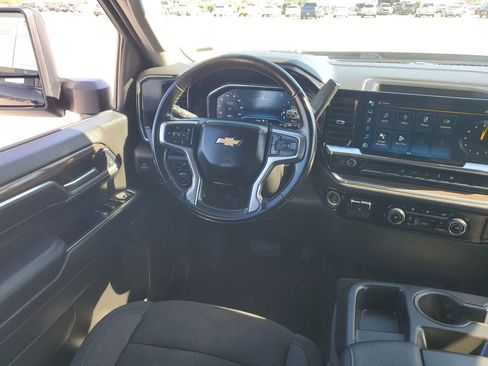 Certified 2024 Chevrolet Silverado 2500 LT image 15