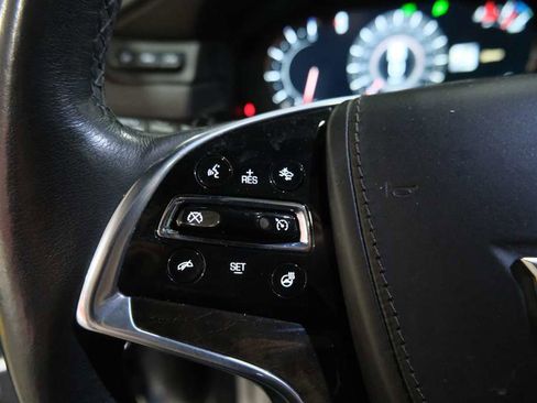 Used 2020 Cadillac Escalade ESV Platinum AWD/4WD image 43