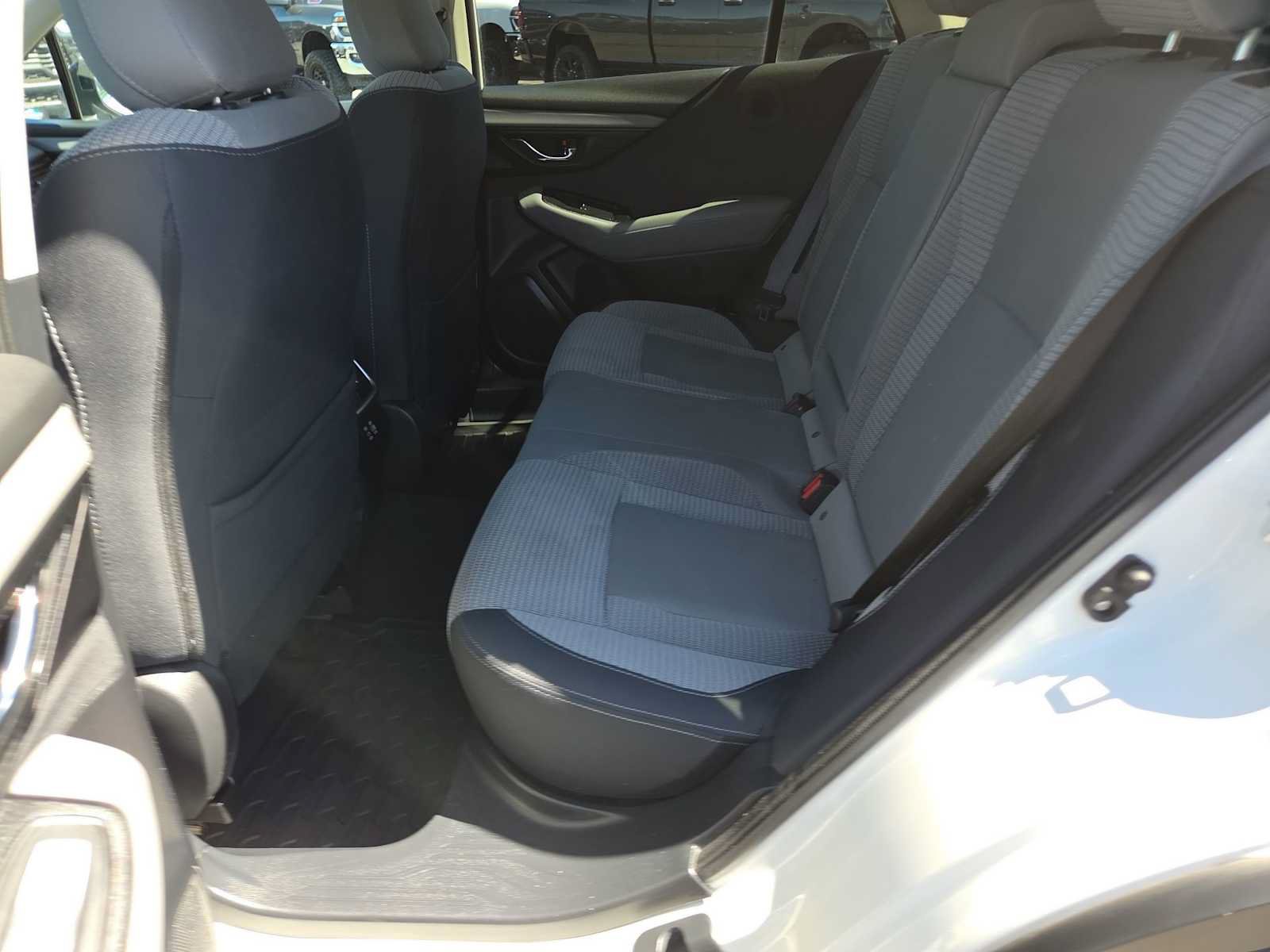 Used 2023 Subaru Outback Premium AWD/4WD image 21