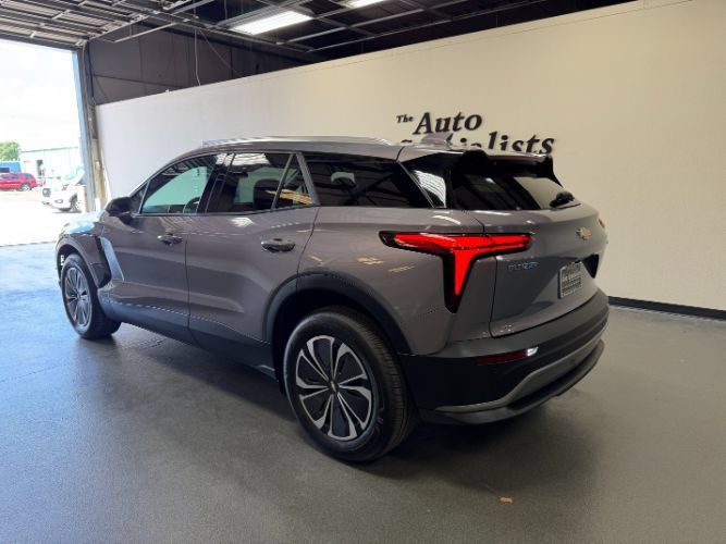 Used 2024 Chevrolet Blazer EV LT AWD/4WD image 2