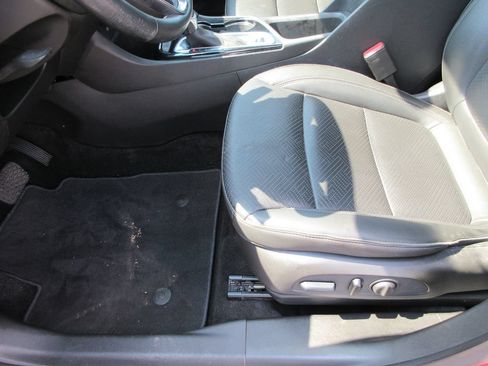 Certified 2023 Buick Encore GX Essence w/ Experience Buick Package FWD image 19