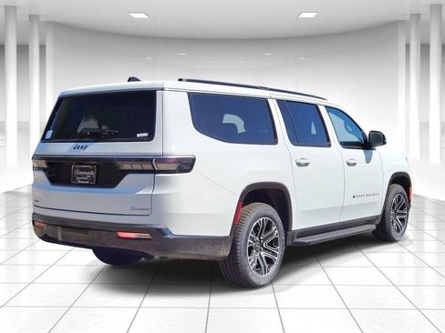 New 2026 Jeep Grand Wagoneer L 4WD w/ Premium Group I image 3