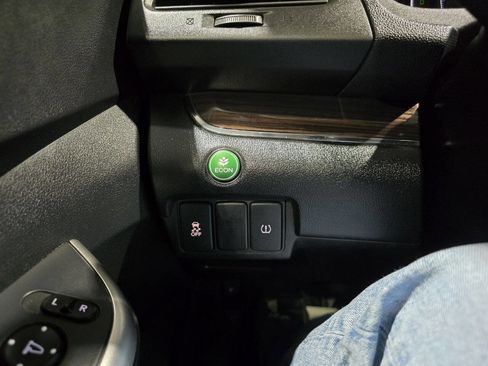 Used 2015 Honda CR-V EX-L image 40