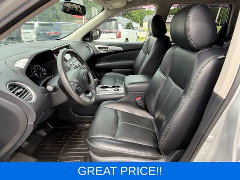 Used 2018 Nissan Pathfinder SL w/ Cargo Package AWD/4WD image 16