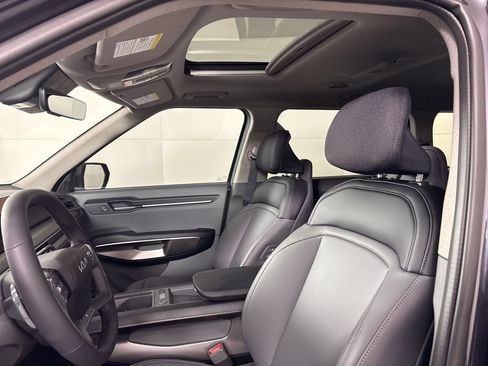 New 2026 Kia EV9 Light RWD image 29