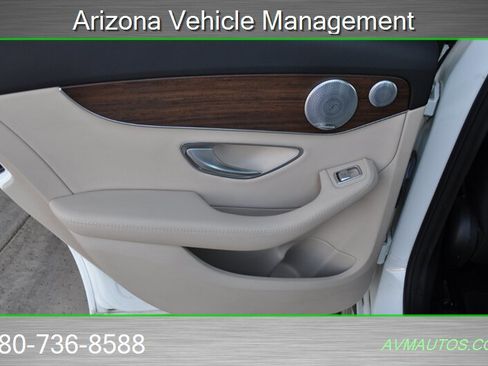 Used 2019 Mercedes-Benz C 300 Sedan image 28