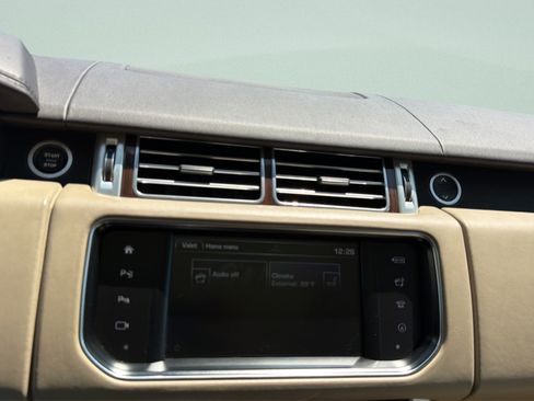Used 2016 Land Rover Range Rover HSE AWD/4WD image 16