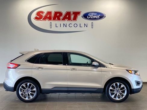 Used 2018 Ford Edge Titanium w/ Equipment Group 301A FWD image 1