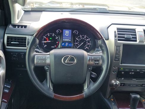 Used 2019 Lexus GX 460 Premium AWD/4WD image 26