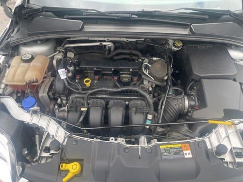 Used 2013 Ford Focus S FWD image 9