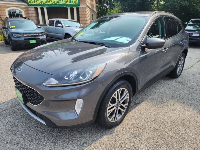 Used 2021 Ford Escape SEL image 1