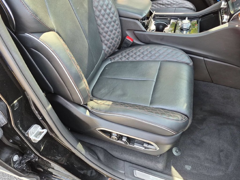 Used 2022 Jeep Grand Cherokee Summit AWD/4WD image 31