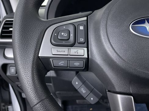 Used 2017 Subaru Forester 2.5i Premium image 25