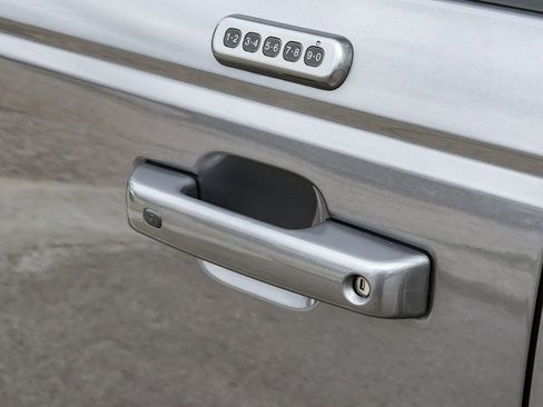 Used 2023 Ford Bronco Outer Banks image 46