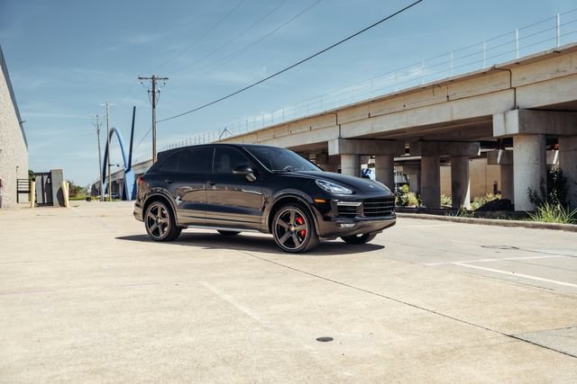 Used 2016 Porsche Cayenne Turbo AWD/4WD image 56