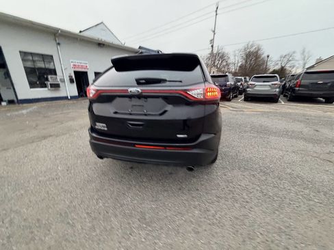 Used 2018 Ford Edge SE image 41