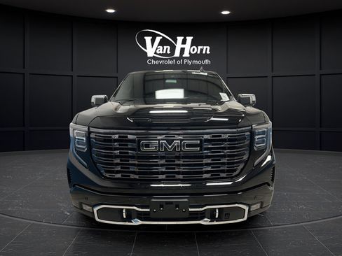 Used 2025 GMC Sierra 1500 Denali Ultimate AWD/4WD image 2