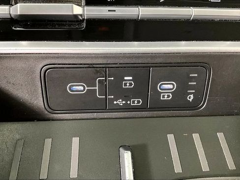 Used 2024 Hyundai Santa Fe SEL image 33