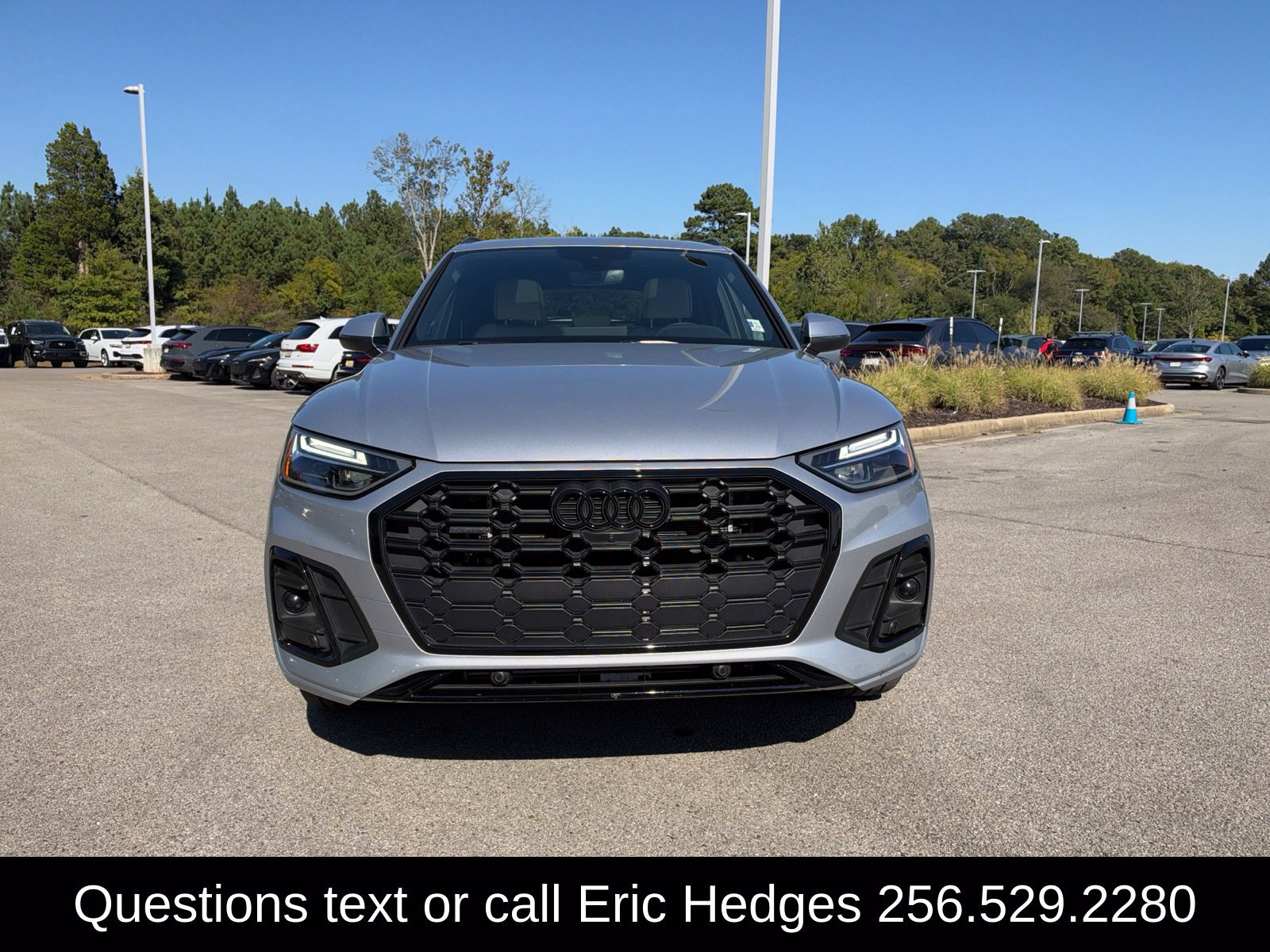 Used 2024 Audi Q5 e Premium Plus w/ Premium Plus Package AWD/4WD image 2