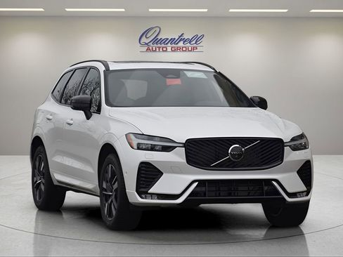 Certified 2026 Volvo XC60 B5 Plus w/ Protection Package Premier AWD/4WD image 2