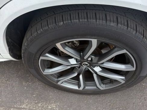 Used 2019 Volvo XC90 T6 Momentum w/ Advanced Package AWD/4WD image 2
