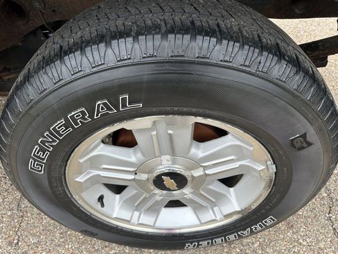 Used 2007 Chevrolet Silverado 1500 LT w/ Towing Package image 16