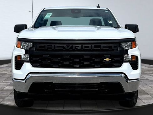 Used 2025 Chevrolet Silverado 1500 W/T RWD image 3